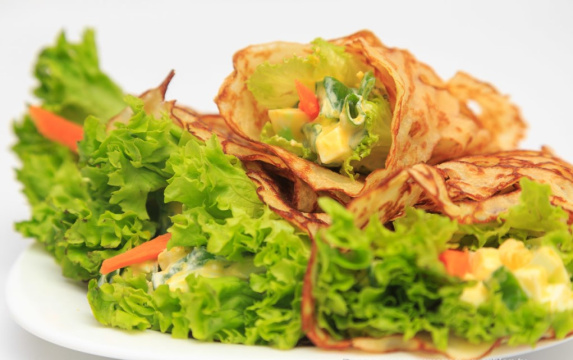 Блины с овощной начинкой